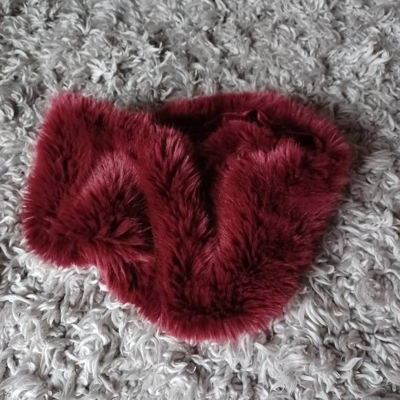 Danier Faux Fur Collar Scarf